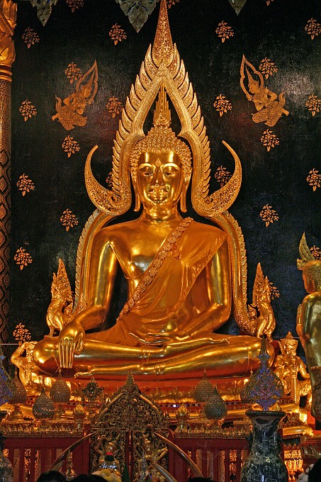 IMG_4681.JPG - Buddha in Phitsanulok